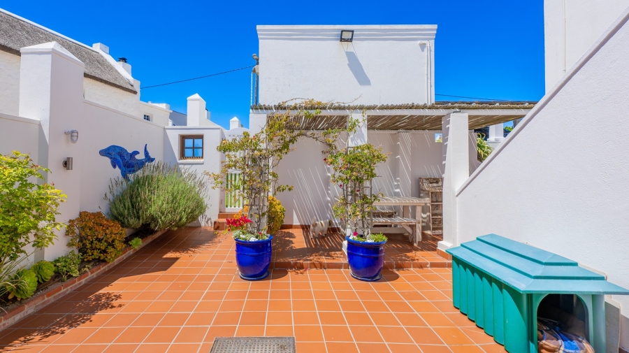 5 Bedroom Property for Sale in Arniston Western Cape